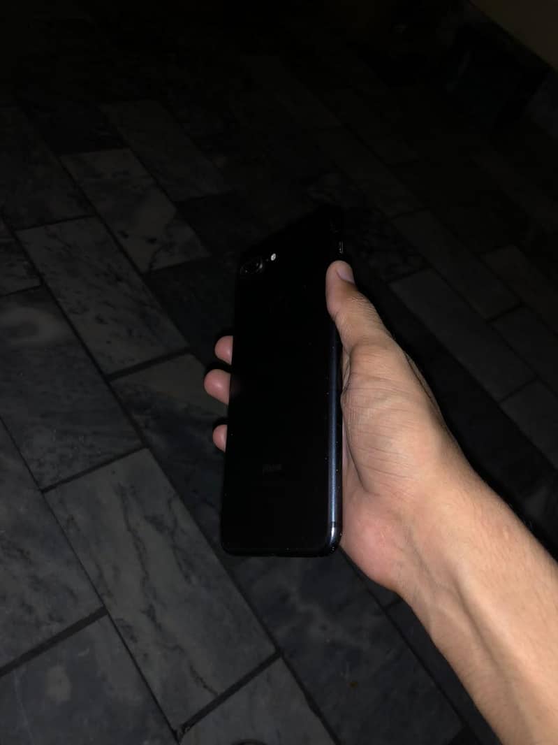 Apple iPhone 7 6