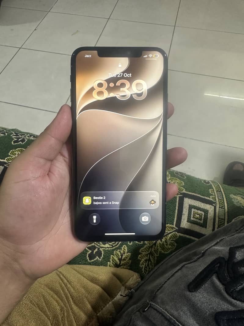 Apple iPhone 11 Pro Max 2