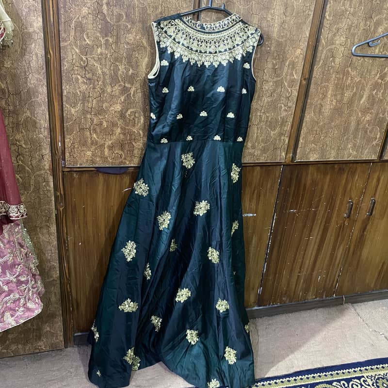 Three long maxis 0