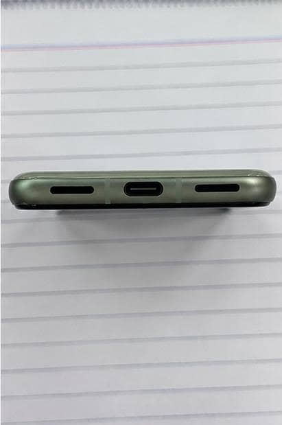 Google Pixel 8 4