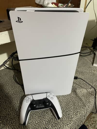 Ps5 slim digital international version 1 month use