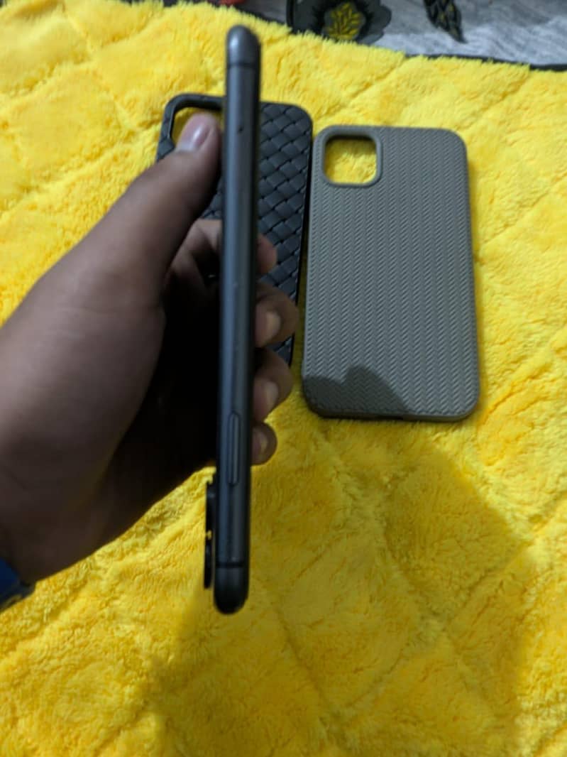Apple iPhone 11 2