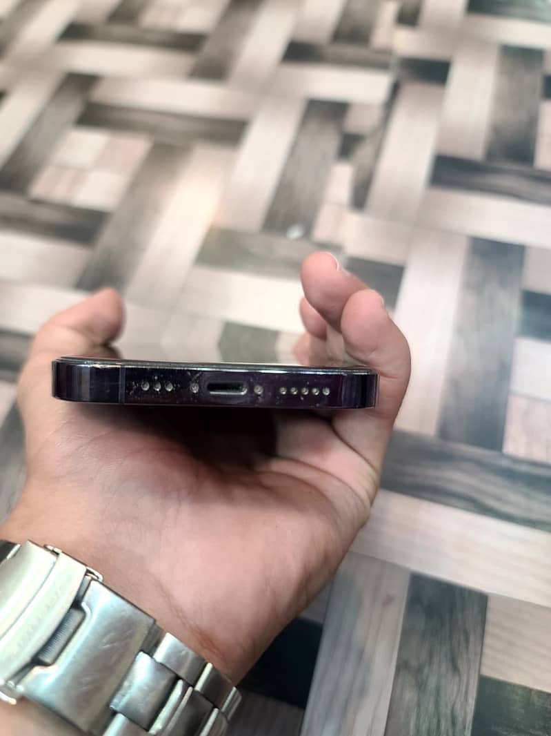 Apple iPhone 14 Pro 3
