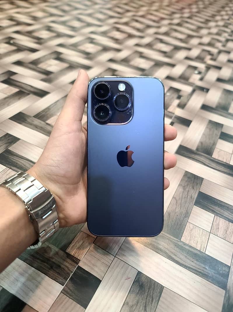 Apple iPhone 14 Pro 4