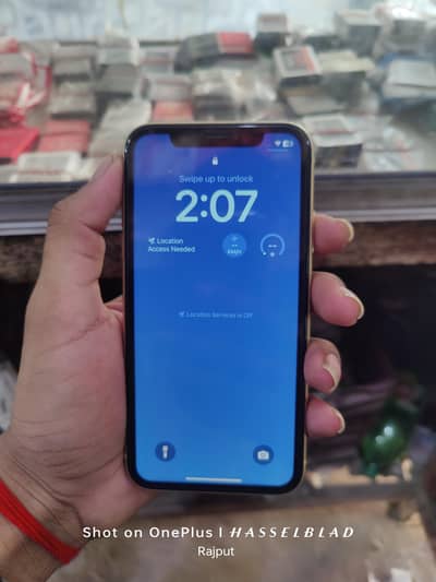 Apple iPhone XR