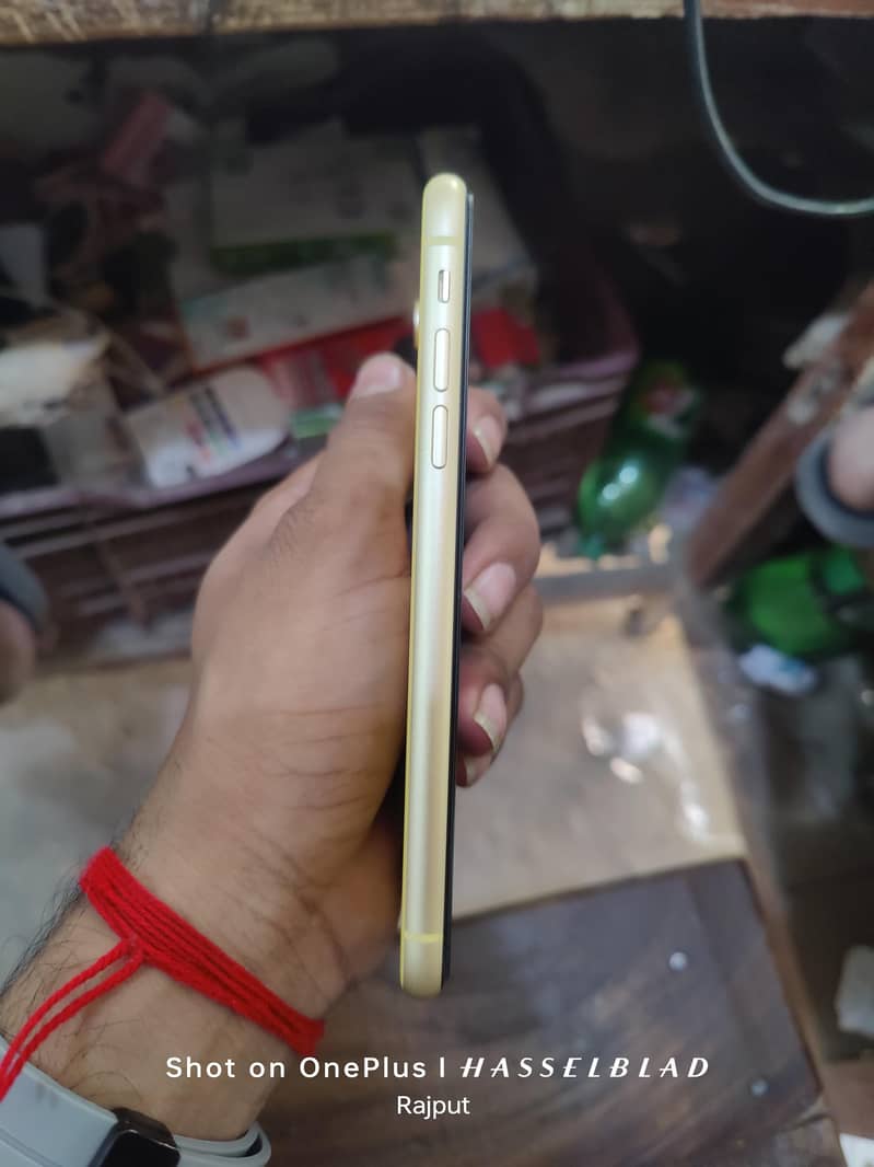 Apple iPhone XR 3