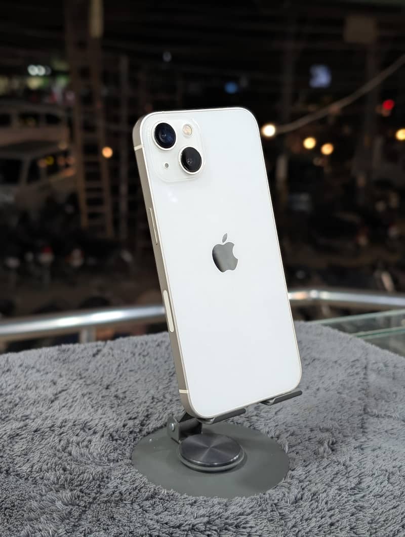 iPhone 13 1