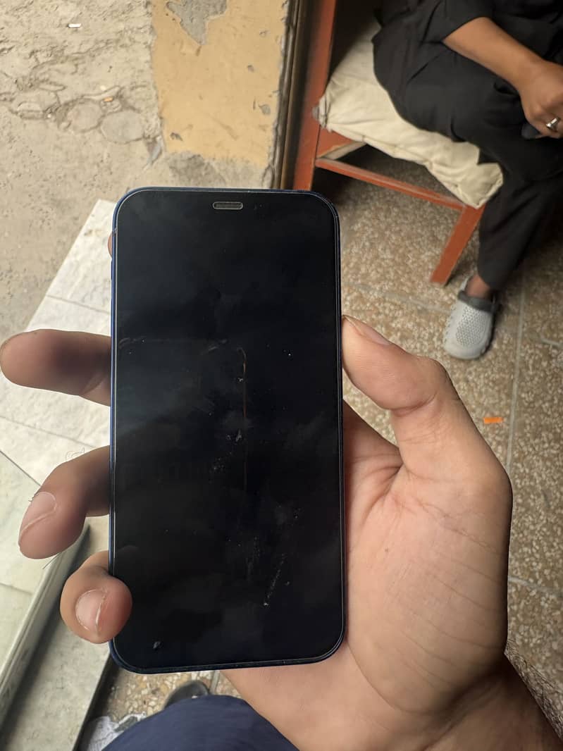 Apple iPhone 12 mini 0