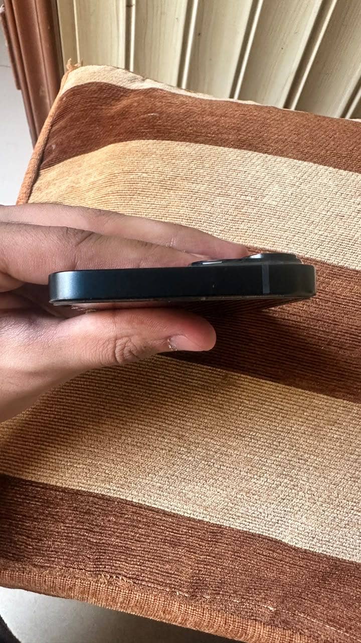 Apple iPhone 14 1