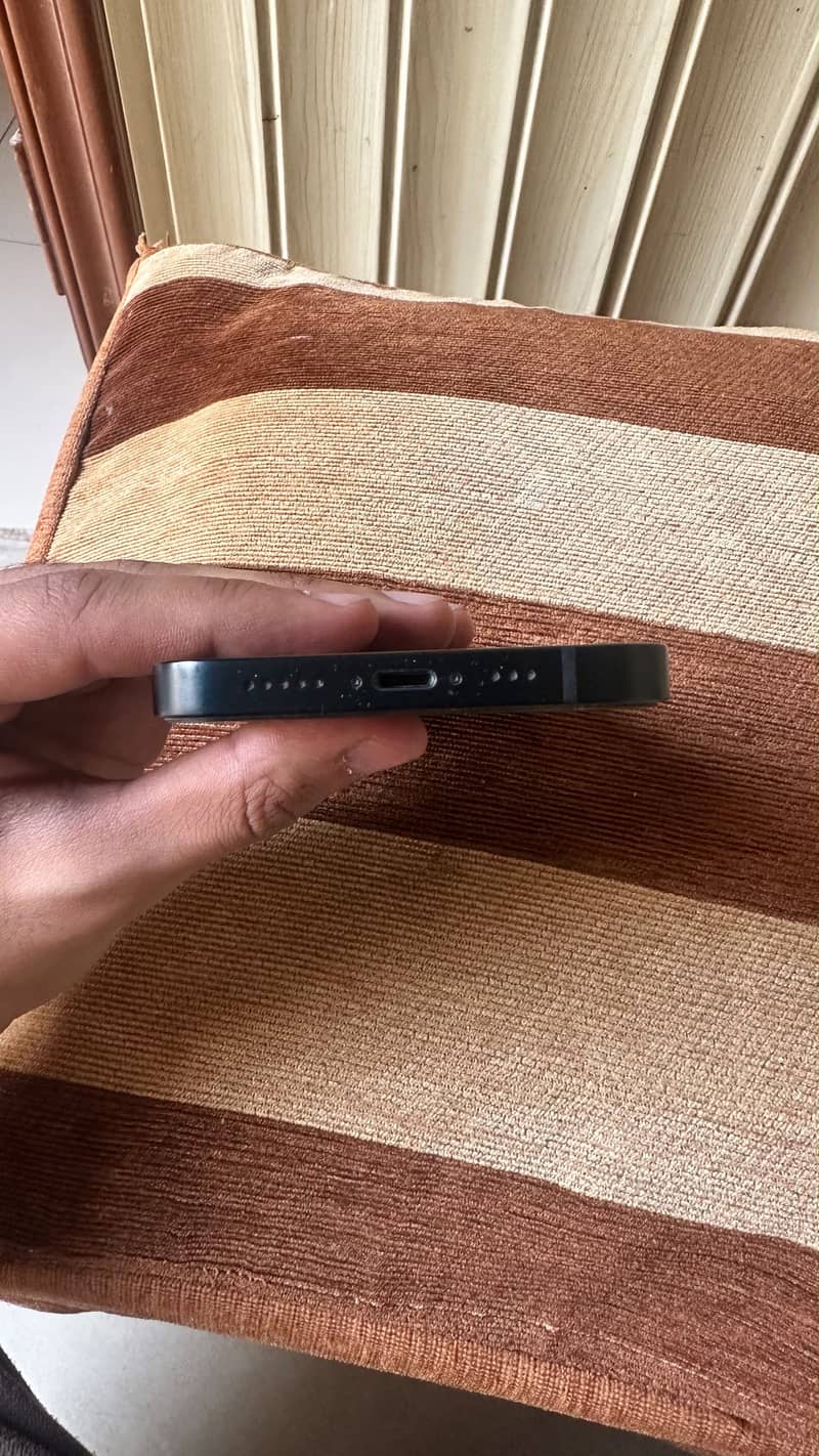 Apple iPhone 14 4