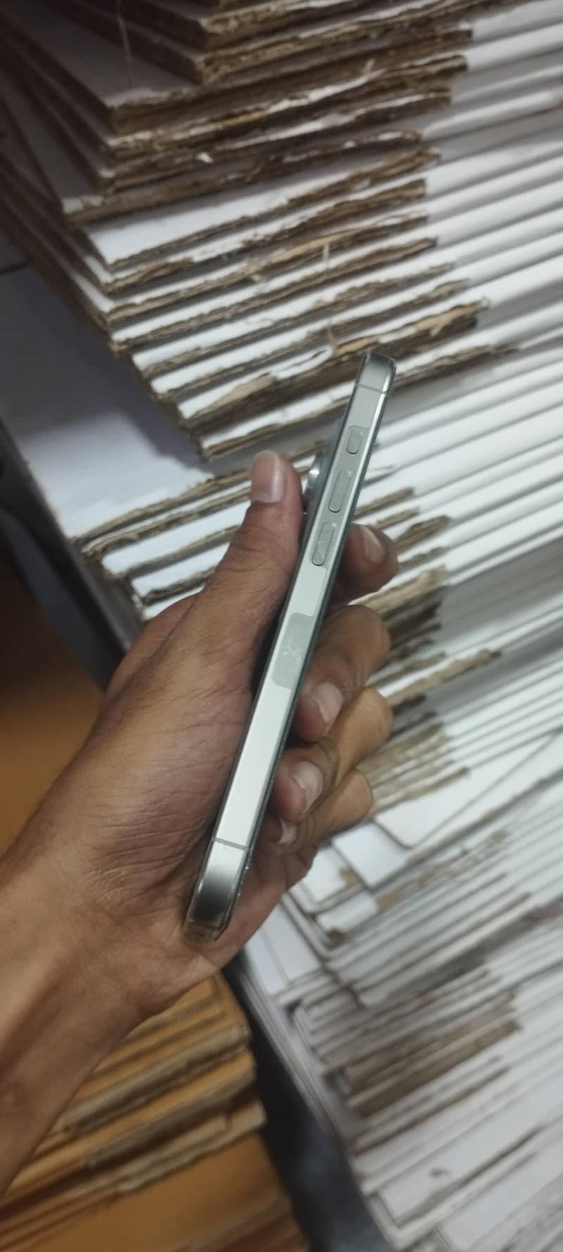 Apple iPhone 15 Pro 6