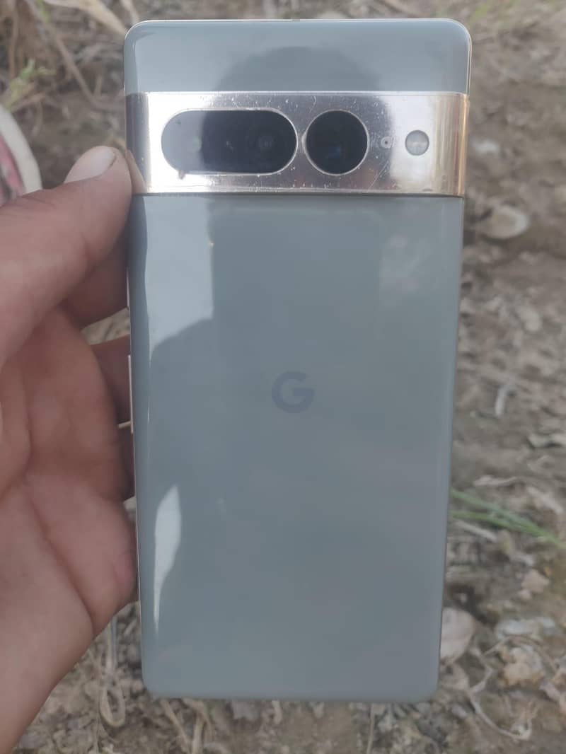 Google Pixel 7 Pro 2