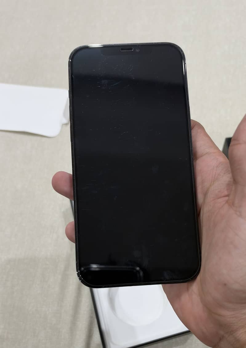 Apple iPhone 12 Pro Max 2