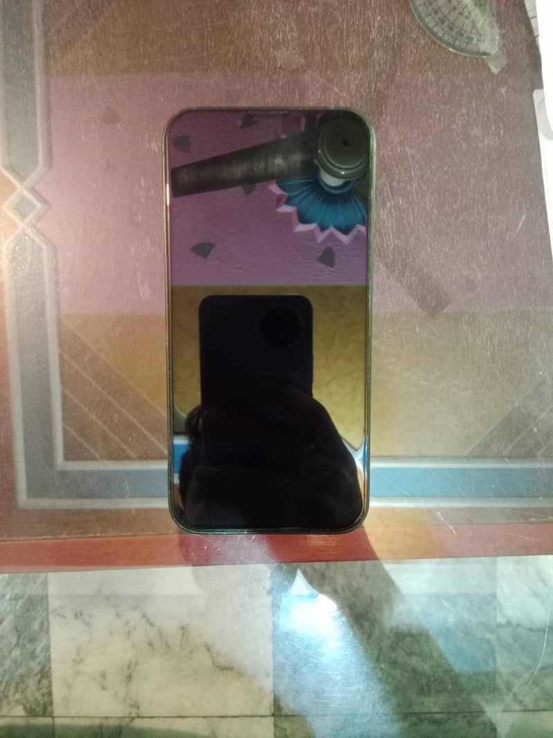 Apple iPhone 13 6