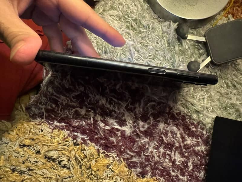 Samsung Mobile A04s 4