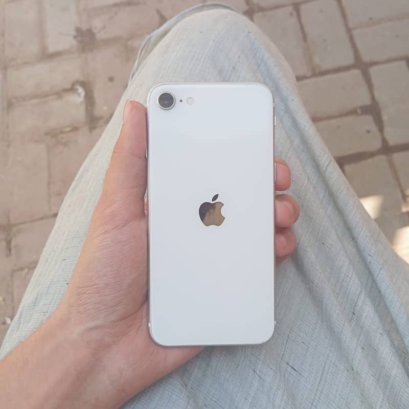Apple iPhone SE 0