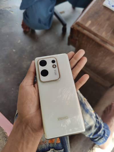 Infinix Zero 30 For Sale