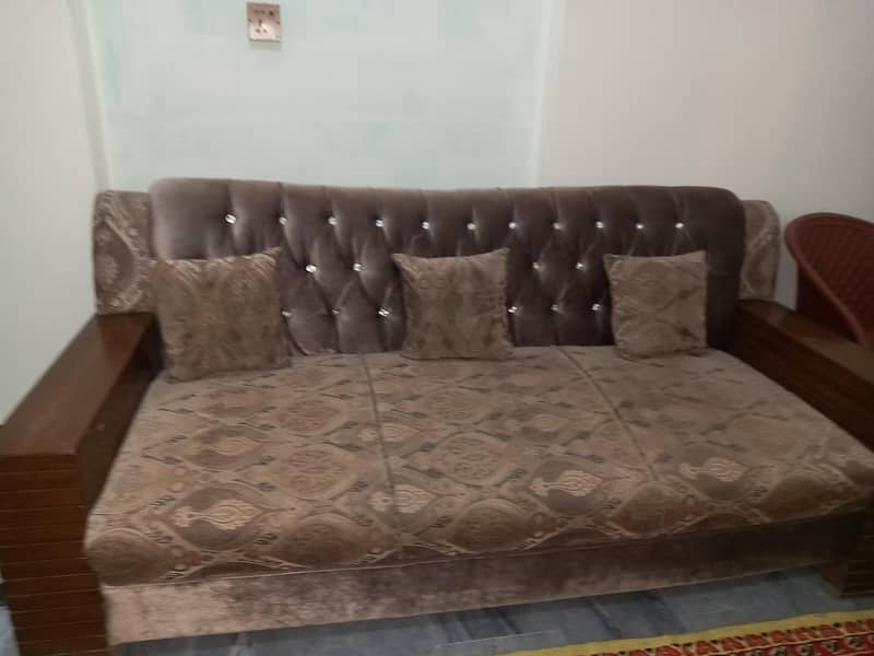 Sofa set 8 seater 4