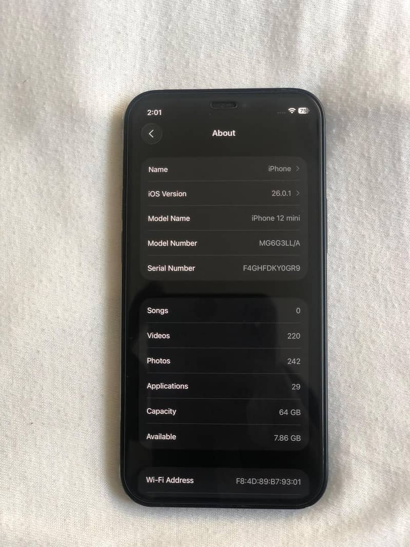 Apple iPhone 12 mini 3