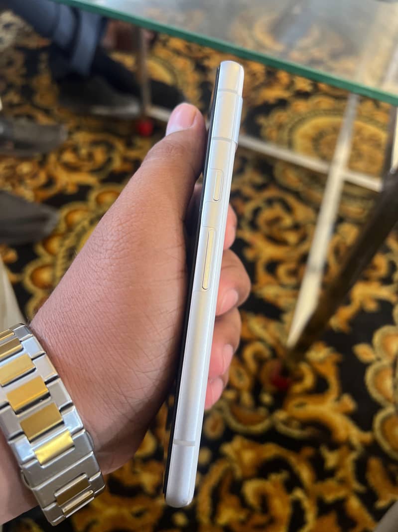 Google Pixel 7a 1