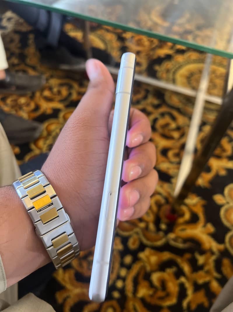Google Pixel 7a 3