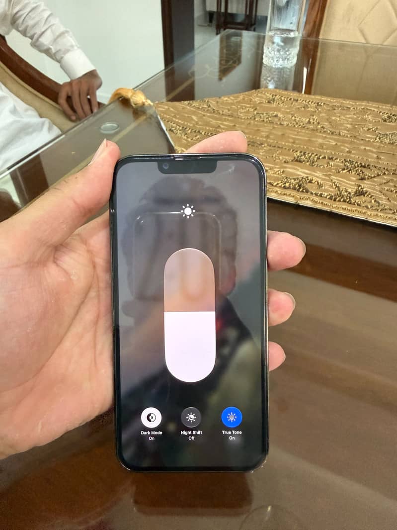 Apple iPhone 13 Pro 4