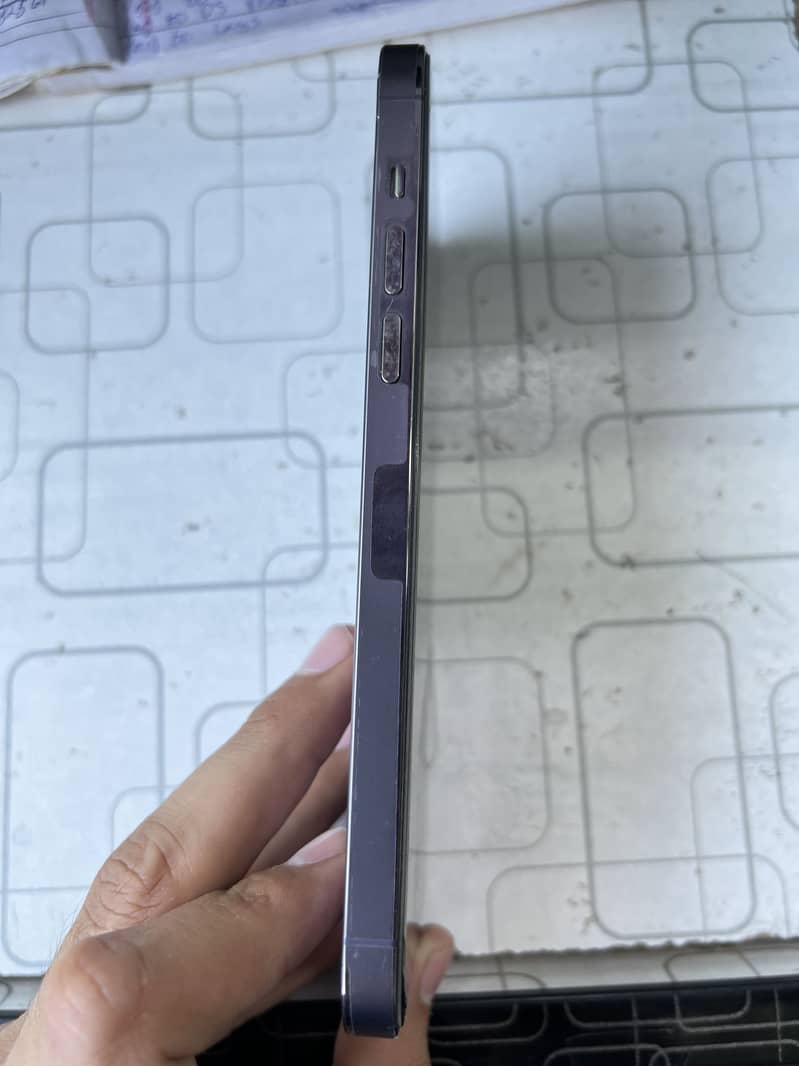 iPhone 14 Pro Max 3