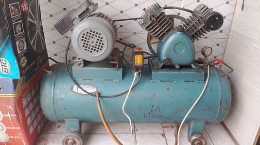Air compressor  Air Compressor with Motor – Used Condition