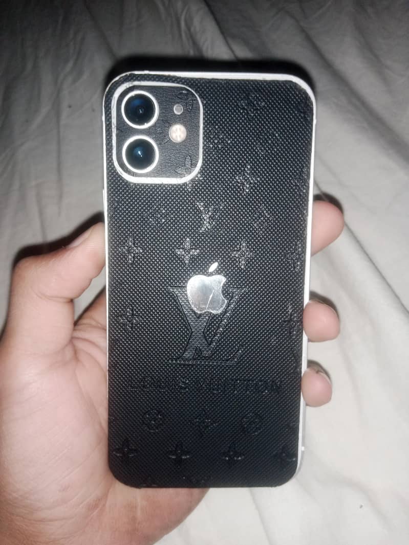 Apple iPhone 12 0