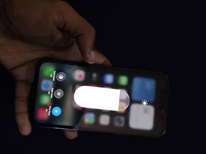 Apple iPhone 12 Pro 2