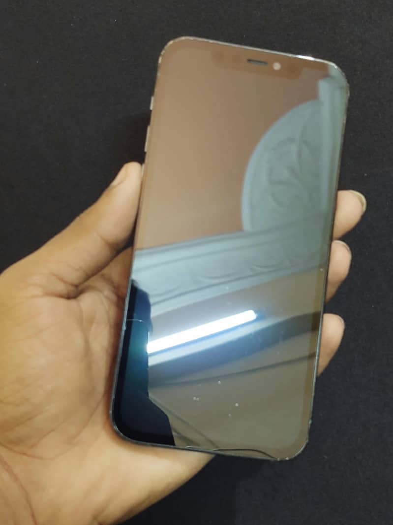 Apple iPhone 12 Pro 4