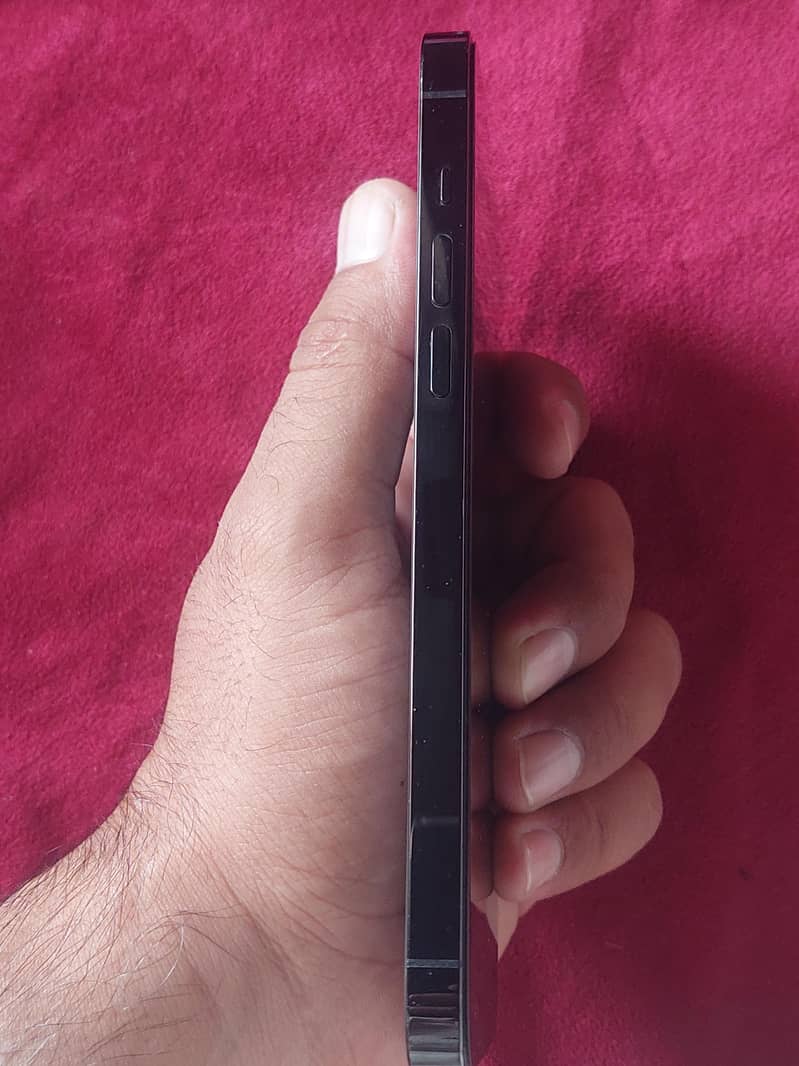 Apple iPhone 14 Pro Max 2