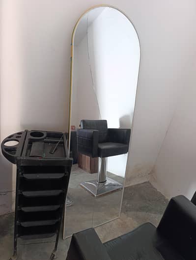 saloon mirror