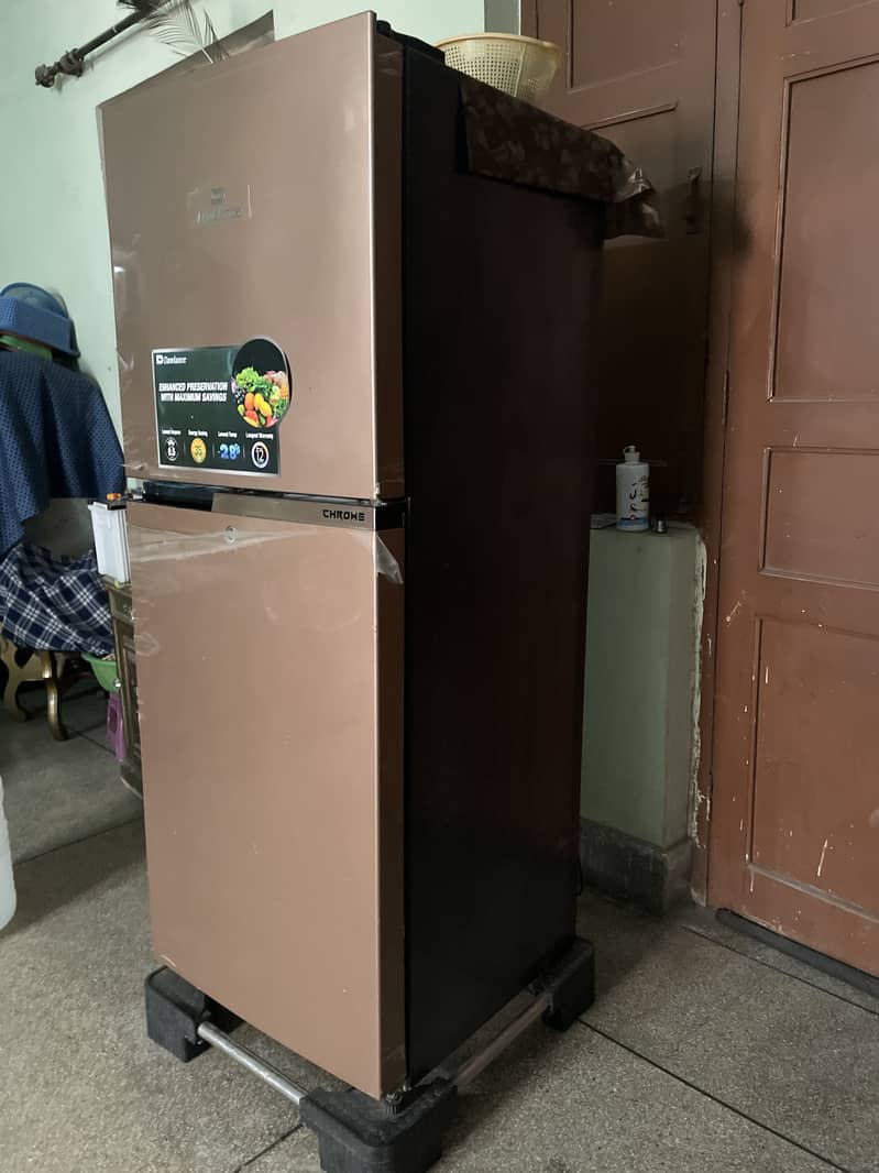 Sell Refrigerator. 2