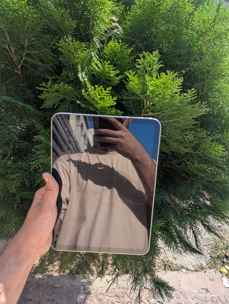 IPAD (11th gen) A16 1