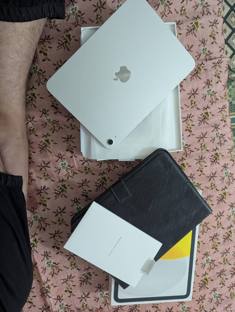 IPAD (11th gen) A16 9