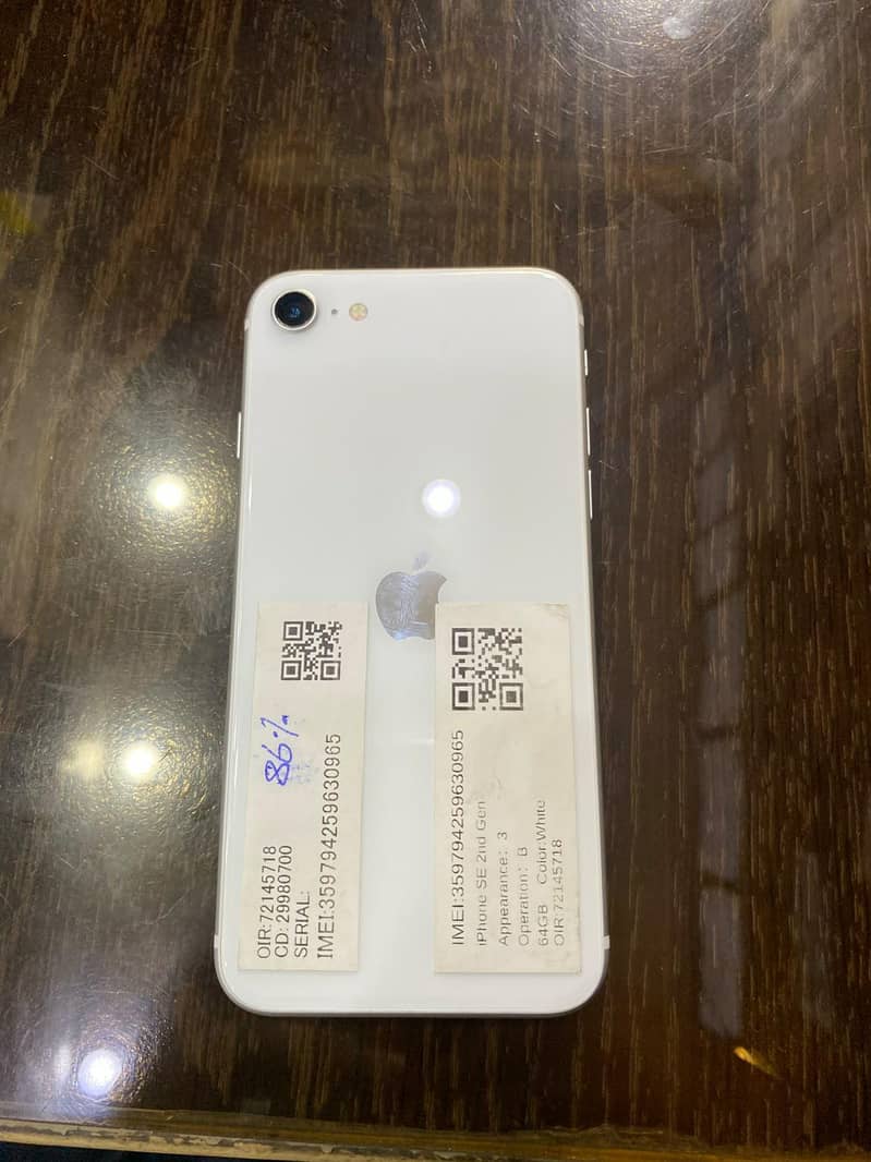 Apple iPhone SE 2020 0