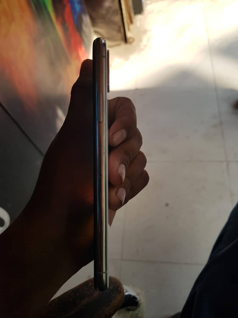 Apple iPhone X 2