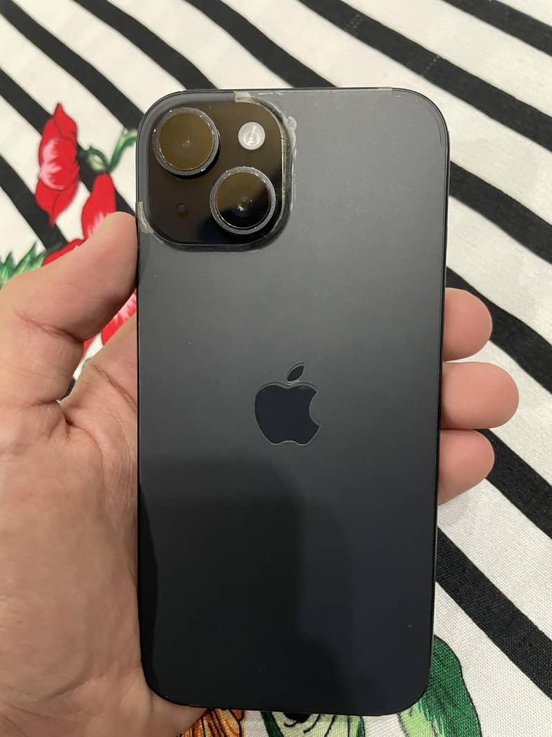 Apple iPhone 15 3