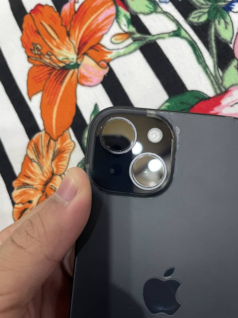 Apple iPhone 15 11