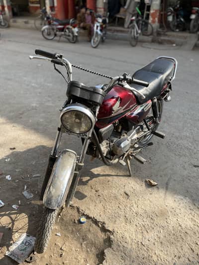Honda CD 100