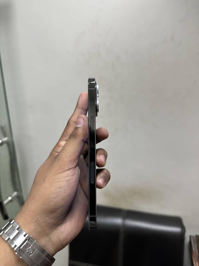Apple iPhone 12 Pro Max 6