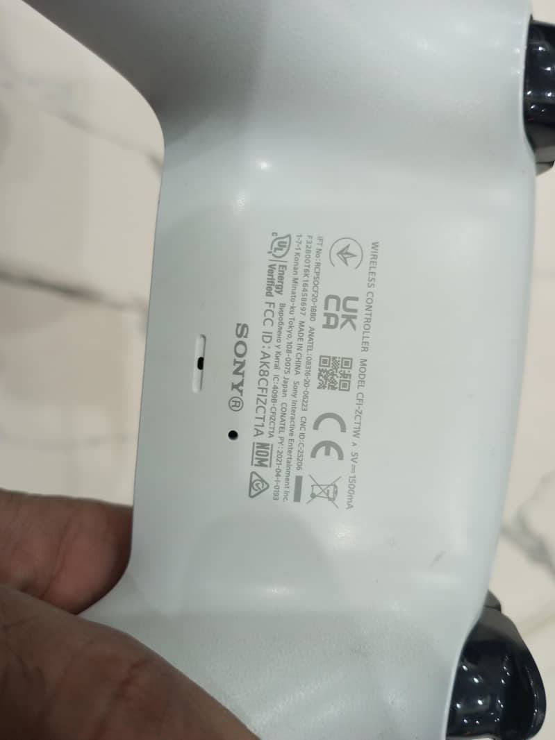 sony dual sence wireless controller 2