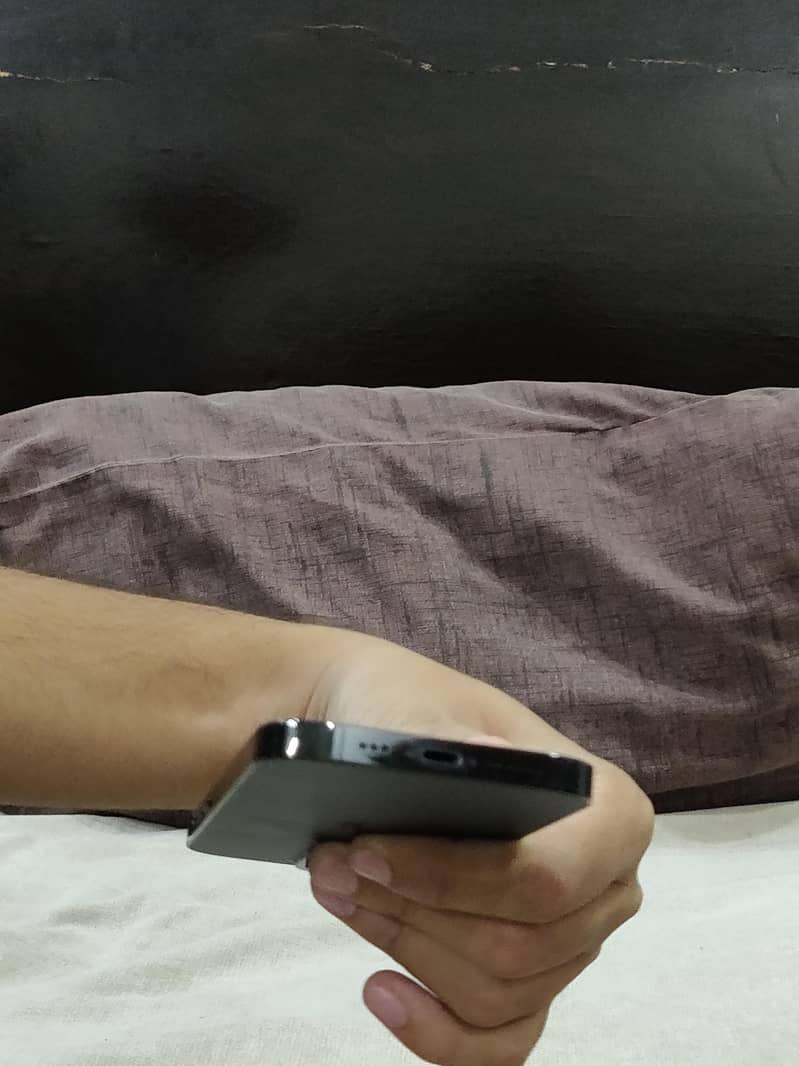 Apple iPhone 14 Pro 3