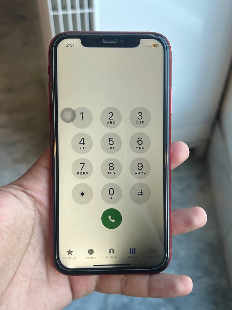 iPhone XR 1