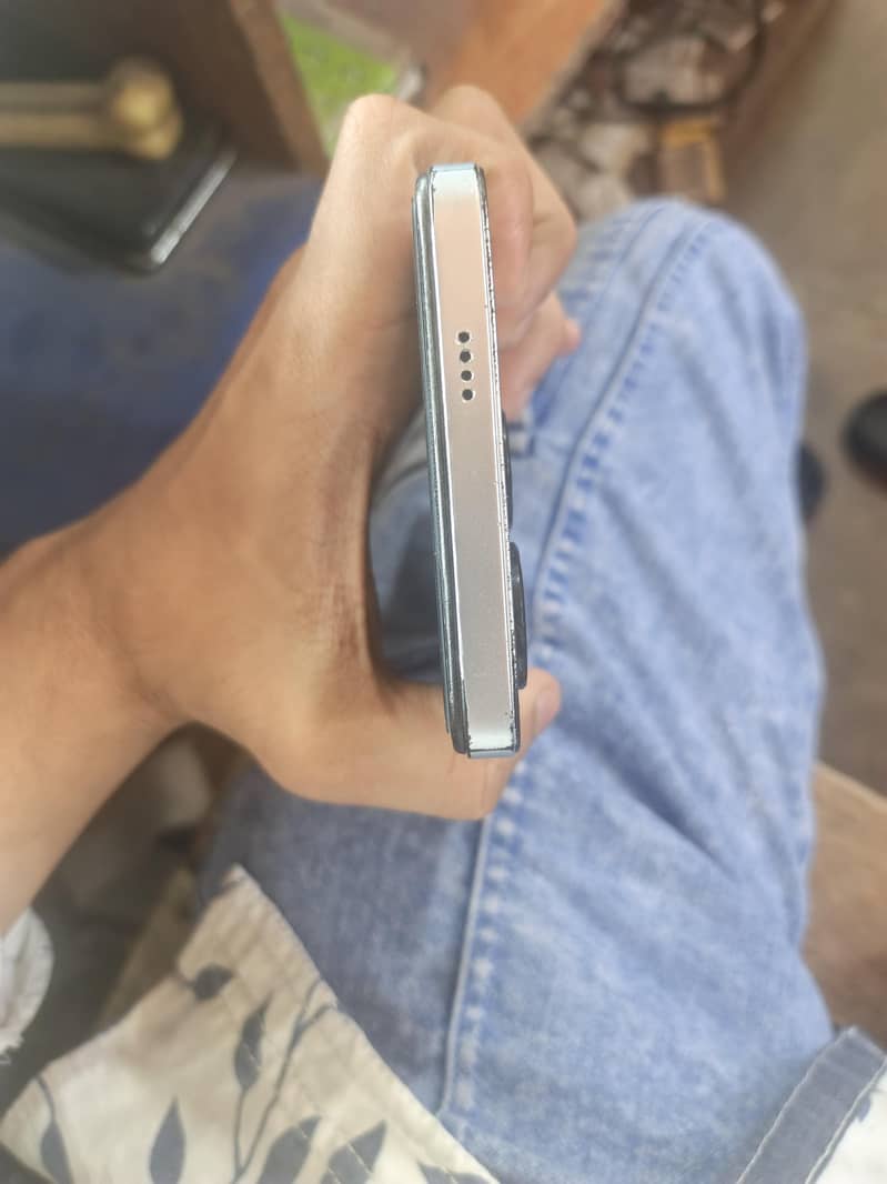 Tecno Spark 20C 4