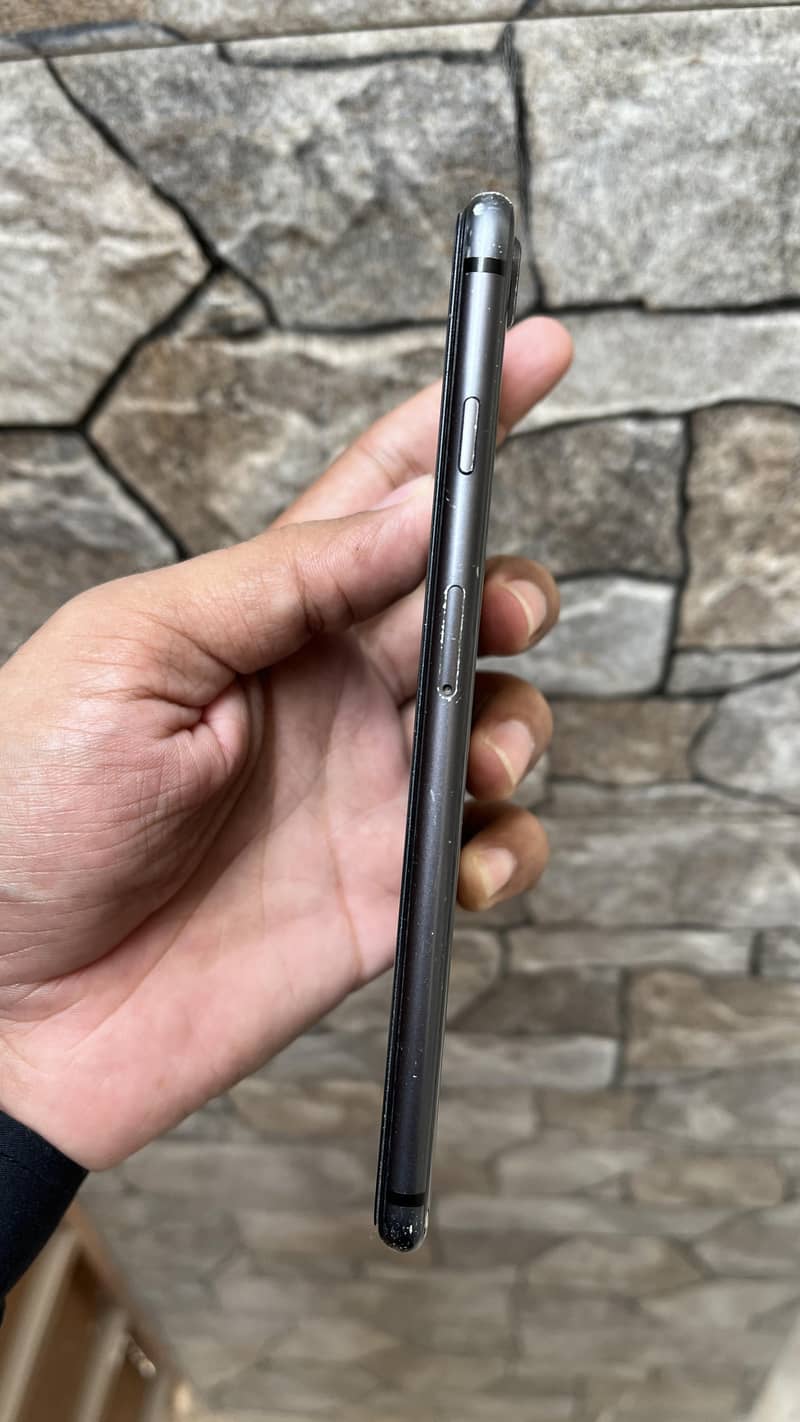 IPhone 8 Plus 3