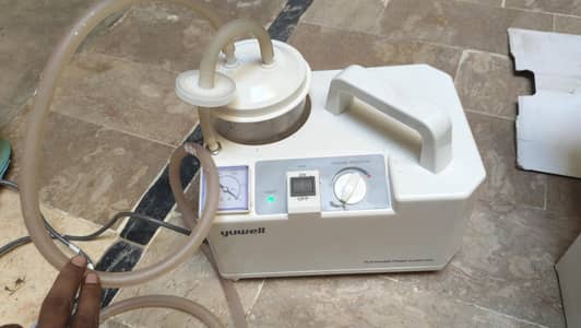 medical suction machine