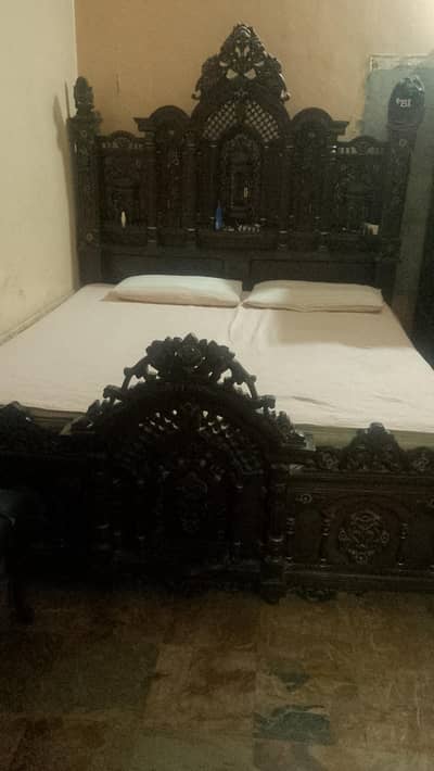 chinioti king size dubal bed pure wooden
