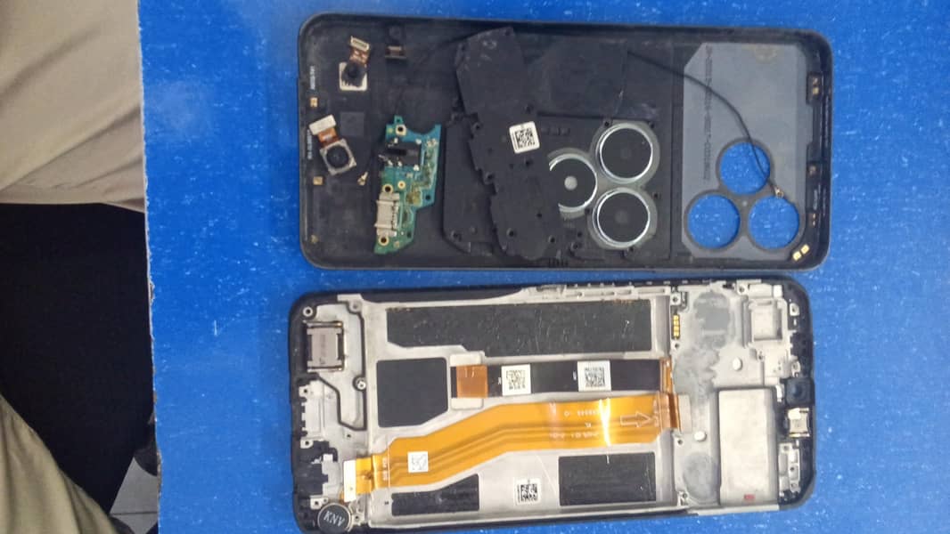 Realme C15 0